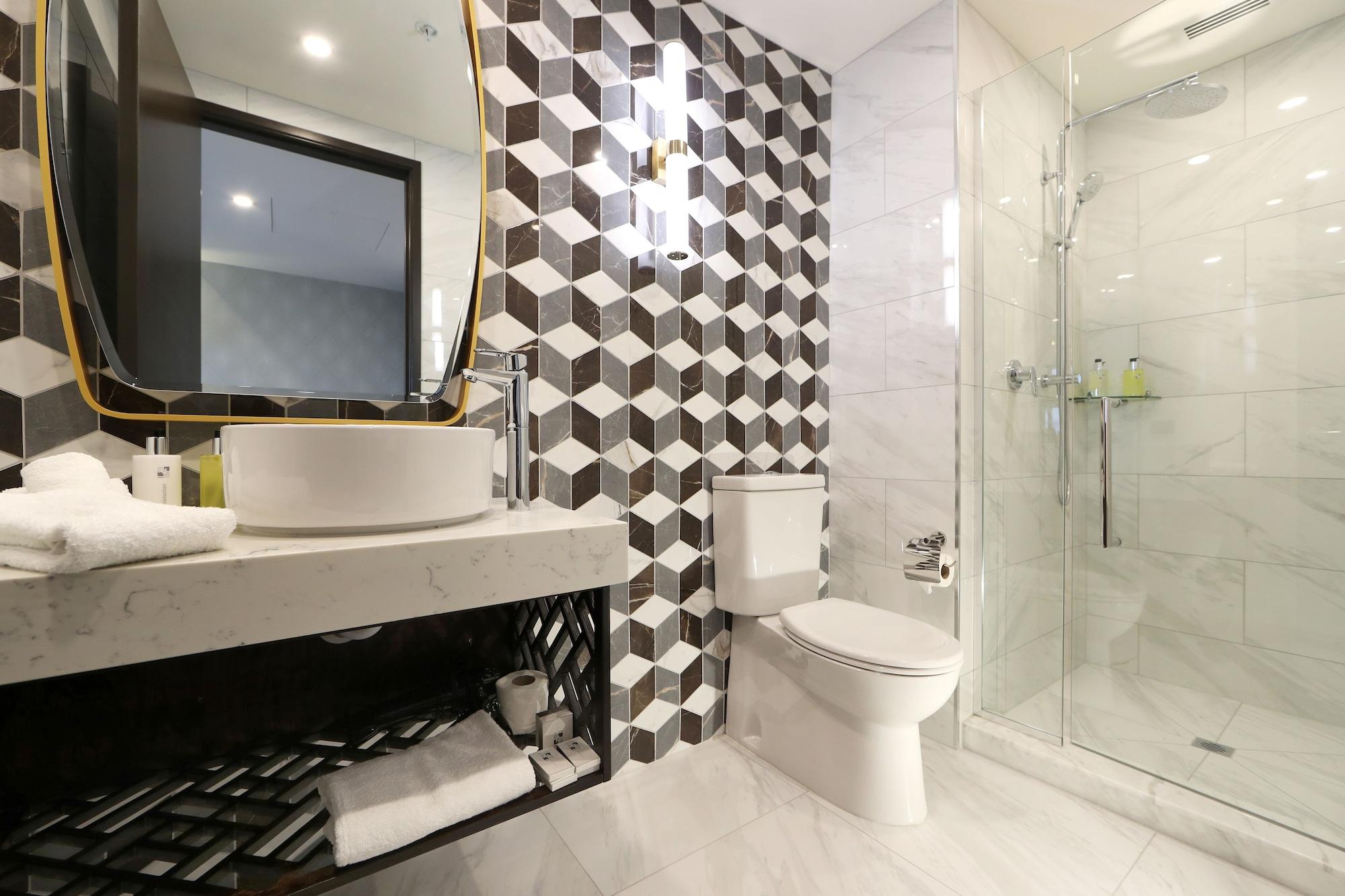 Swiss-Belhotel Napier Exterior photo Bathroom